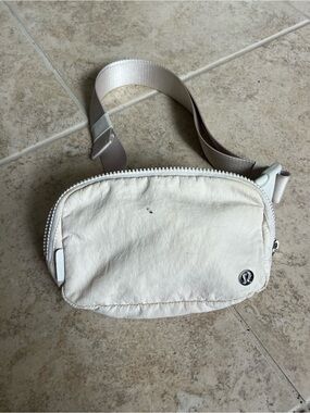 lululemon Cream Waist Pack with Adjustable Strap
